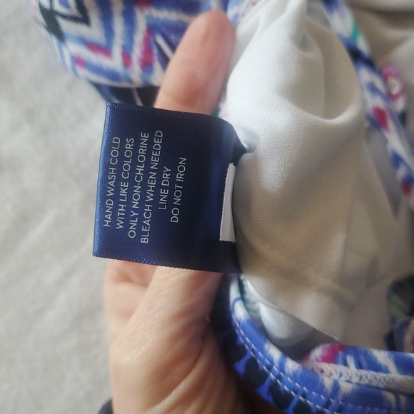 Apt. 9 Aztek Colorful Halter Sz. XL Swim Top - Picture 4 of 8